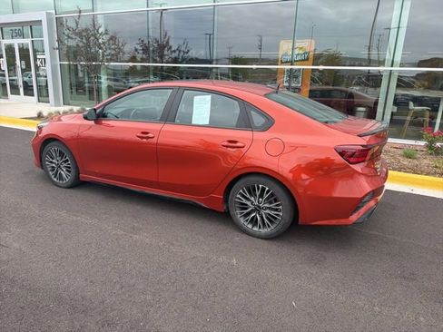 Used 2023 Kia Forte GT-Line w/ GT-Line Premium Package FWD image 12