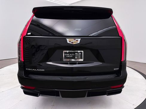 Used 2021 Cadillac Escalade Sport Platinum w/ Heavy-Duty Trailer Package image 27