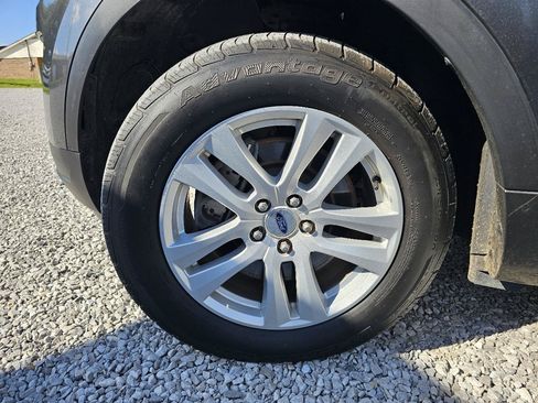 Used 2018 Ford Explorer XLT w/ Equipment Group 202A AWD/4WD image 75