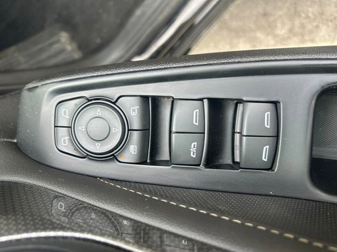 Used 2023 Chevrolet Traverse Premier AWD/4WD image 16