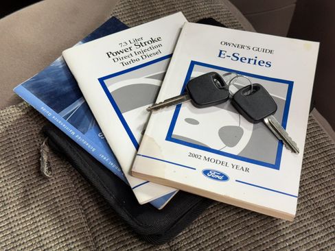 Used 2002 Ford E-350 and Econoline 350 Van image 59