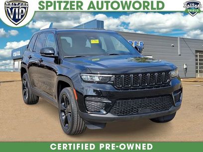 Used 2022 Jeep Grand Cherokee Altitude