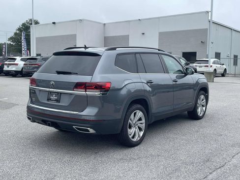 Certified 2023 Volkswagen Atlas SE w/ Panoramic Sunroof Package FWD image 7