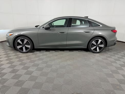 Used 2025 Audi A5 2.0T Premium w/ Convenience Package AWD/4WD image 2