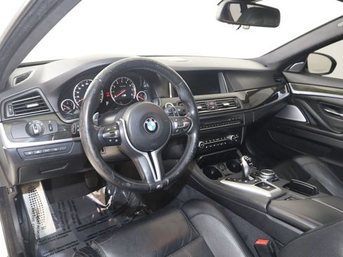 Used 2015 BMW M5 RWD image 27