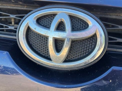 Used 2014 Toyota 4Runner SR5 AWD/4WD image 14