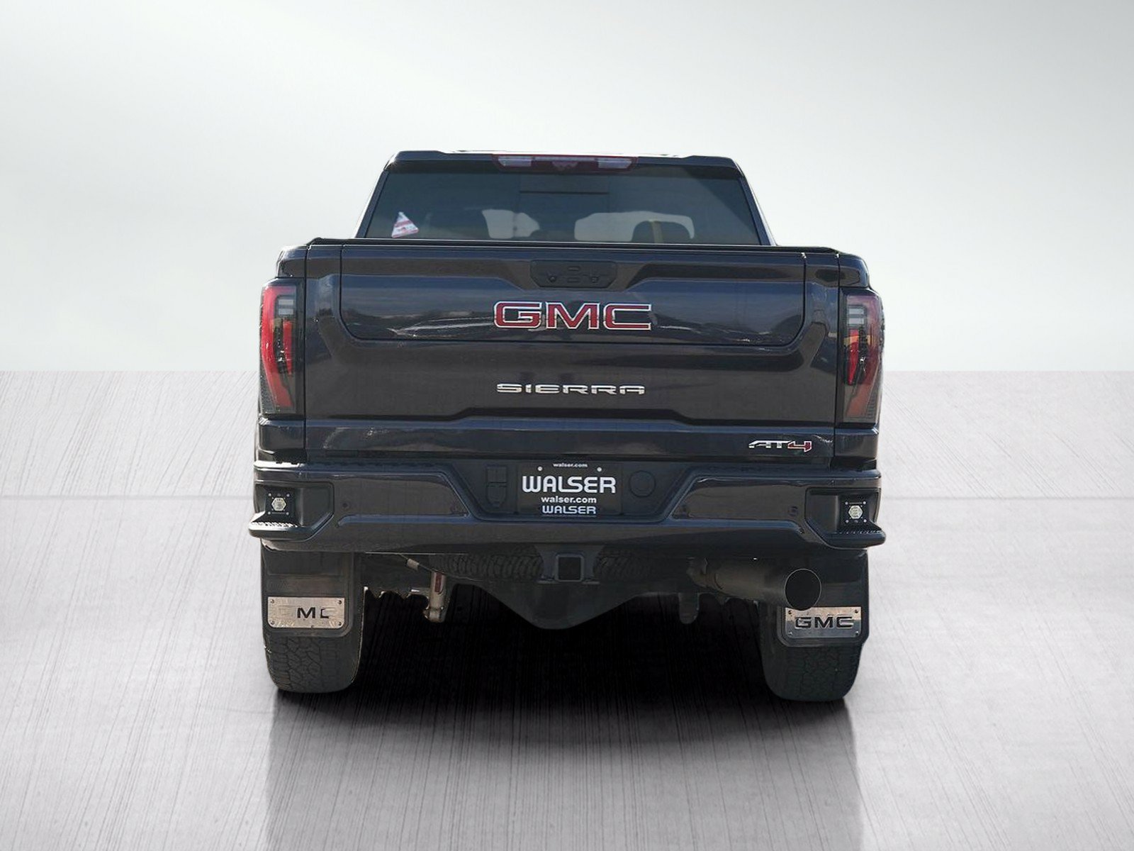 Used 2025 GMC Sierra 3500 AT4 w/ AT4 Premium Plus Package AWD/4WD image 4