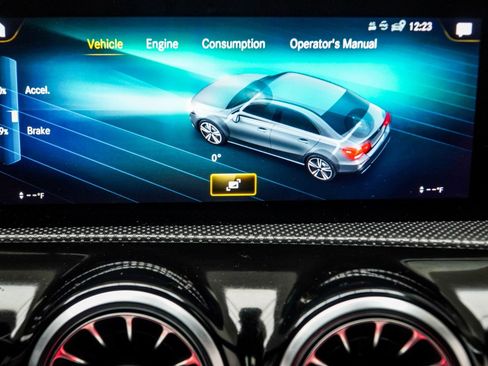 Used 2022 Mercedes-Benz A 220 image 29