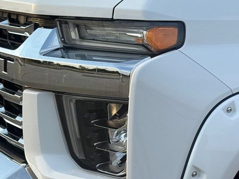 Used 2022 Chevrolet Silverado 2500 LTZ w/ LTZ Premium Package AWD/4WD image 4