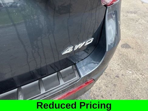 Used 2022 Ford Explorer XLT image 50