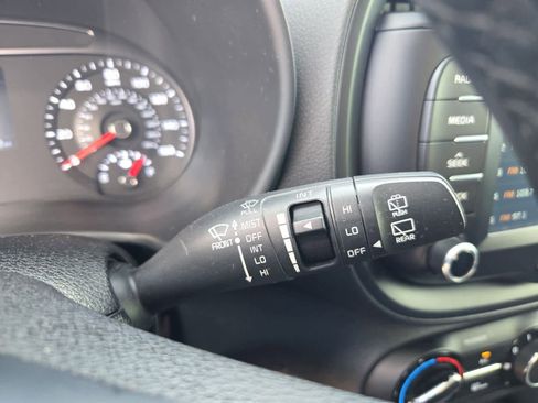 Used 2021 Kia Soul GT-Line image 32