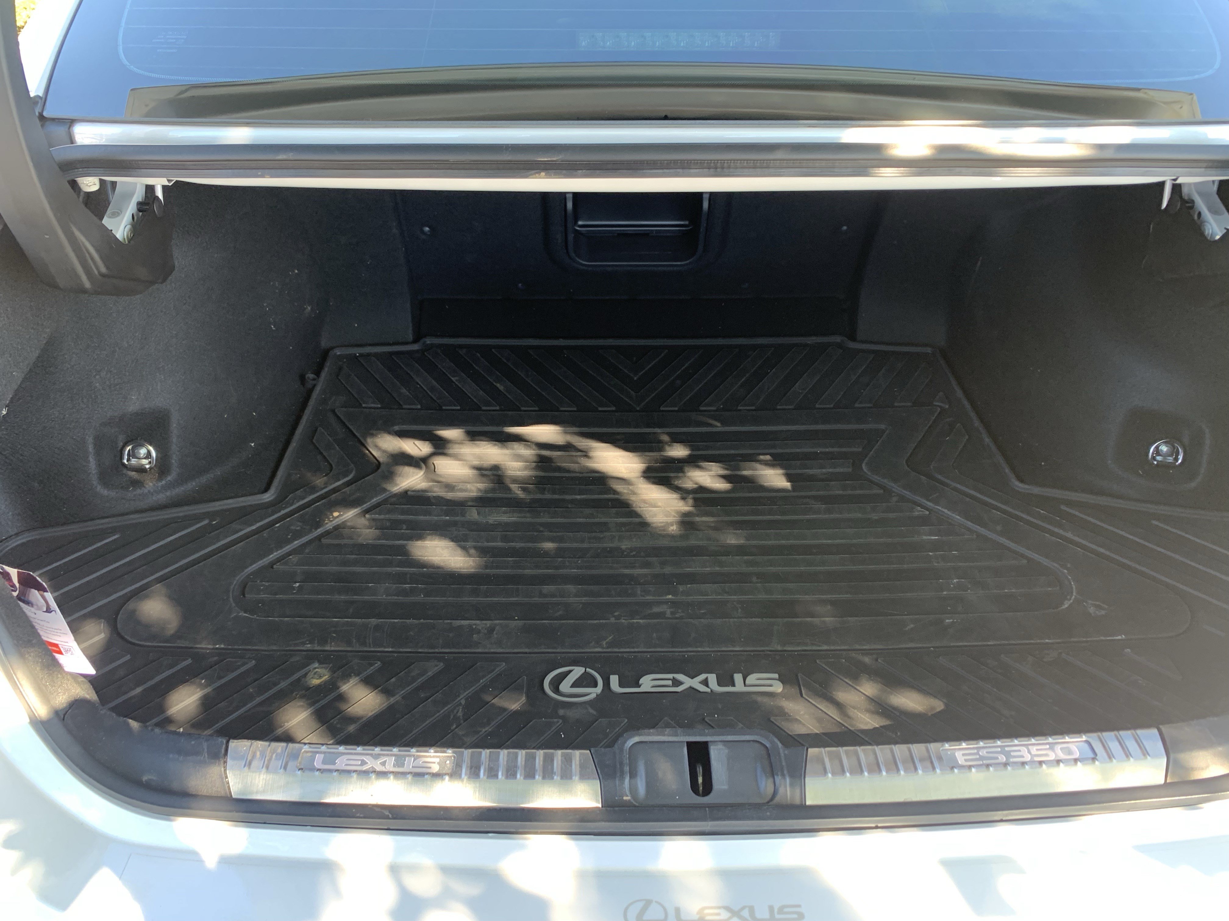 Used 2025 Lexus ES 350 Ultra Luxury FWD image 34