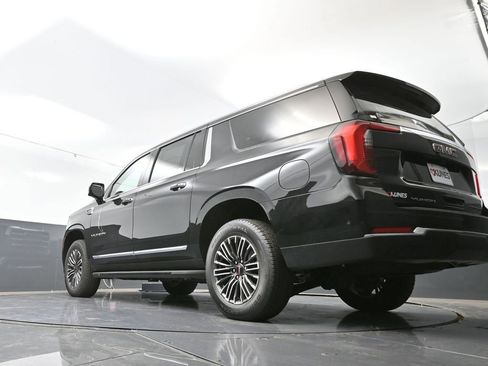 New 2026 GMC Yukon XL Elevation image 53