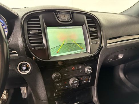 Used 2019 Chrysler 300 S AWD/4WD image 15