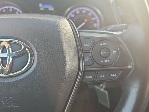 Used 2024 Toyota Camry SE FWD image 19