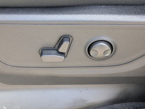 Used 2026 RAM 1500 Big Horn AWD/4WD image 19