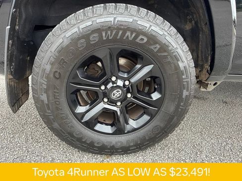 Used 2021 Toyota 4Runner SR5 RWD image 33