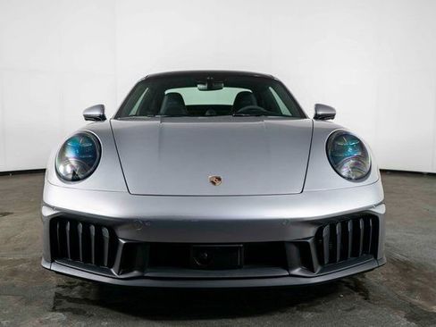 Used 2025 Porsche 911 Carrera GTS image 3