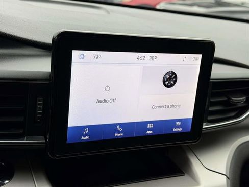 Used 2022 Ford Explorer XLT w/ Equipment Group 202A image 37