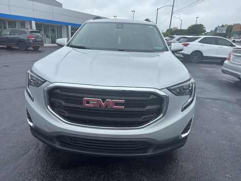 Used 2021 GMC Terrain SLE w/ Driver Convenience Package AWD/4WD image 9
