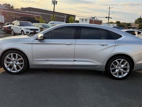 Used 2018 Chevrolet Impala Premier FWD image 3