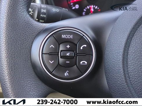 Certified 2021 Kia Soul LX image 21