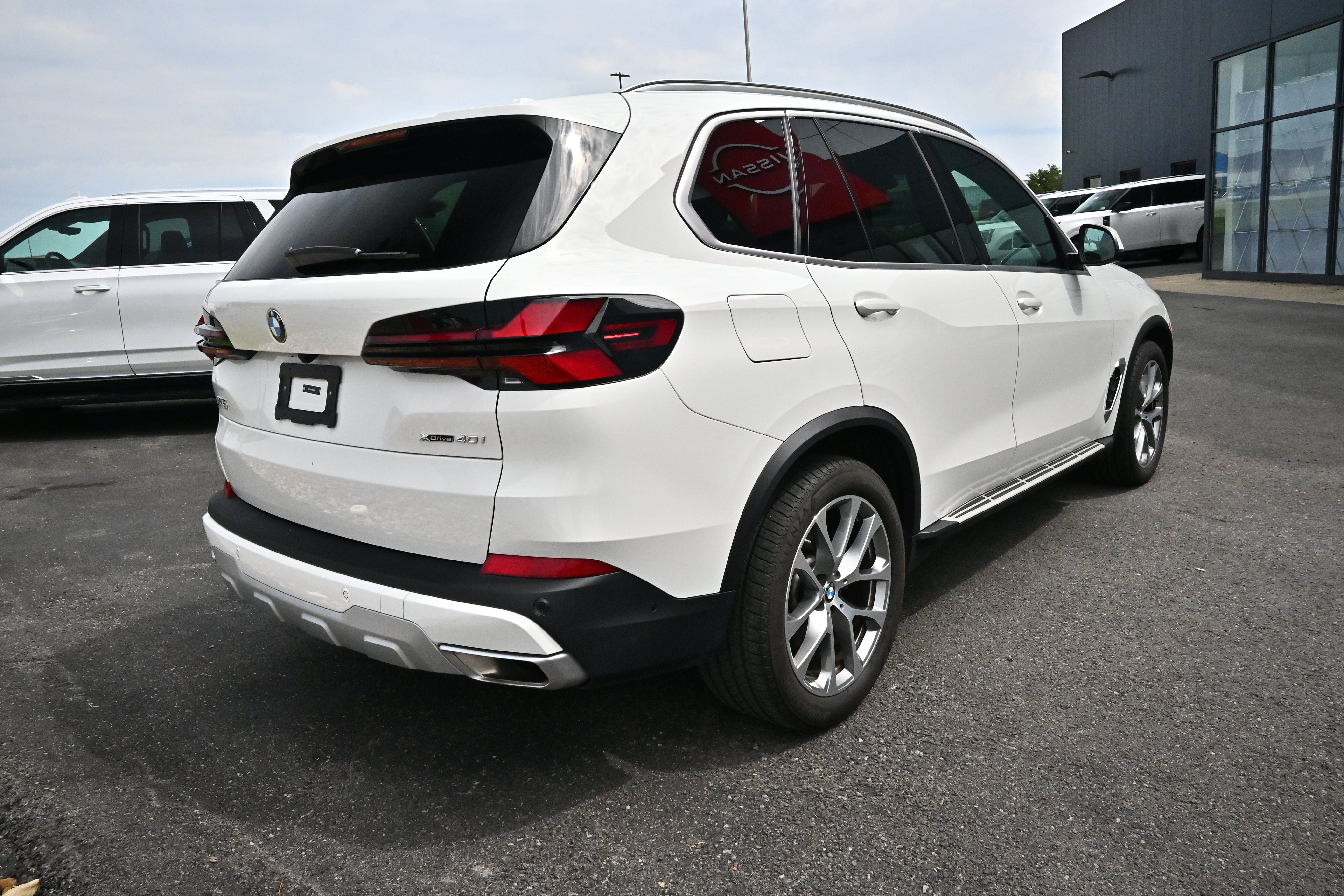 Used 2026 BMW X5 xDrive40i AWD/4WD image 8