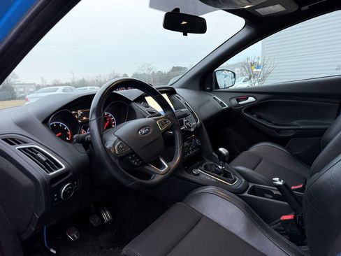 Used 2017 Ford Focus RS image 14