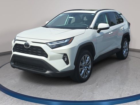 Used 2022 Toyota RAV4 XLE Premium AWD/4WD image 1