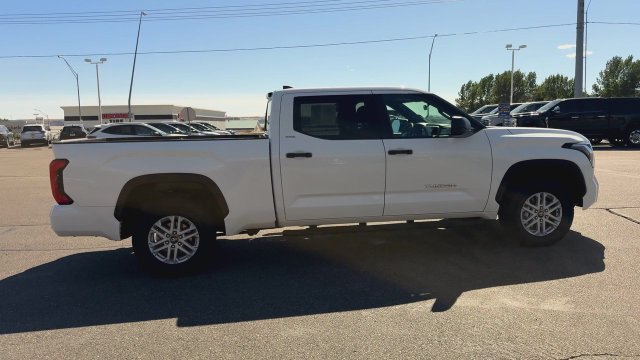 Used 2025 Toyota Tundra SR5 AWD/4WD image 9