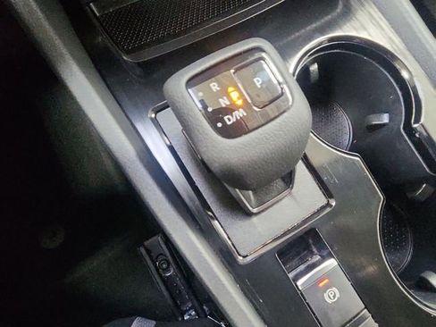 Used 2023 Nissan Rogue SV image 21