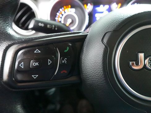 Used 2018 Jeep Wrangler Unlimited Sport image 20