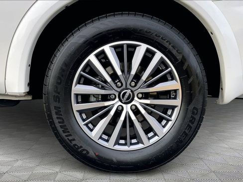 Used 2024 Nissan Armada SL w/ Captain's Chairs Package image 23