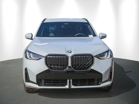 New 2026 BMW X3 xDrive30i w/ M Sport Package AWD/4WD image 2