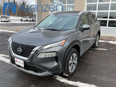Used 2023 Nissan Rogue SV w/ SV Premium Package image 1
