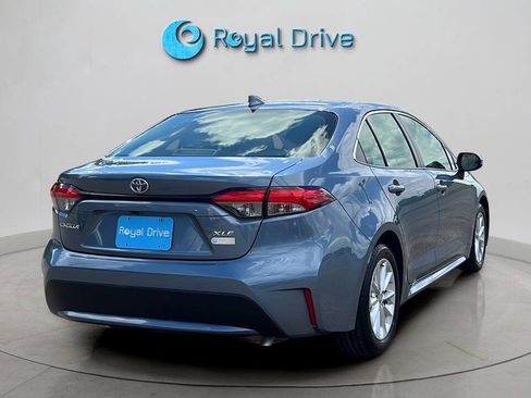 Used 2020 Toyota Corolla XLE FWD image 6