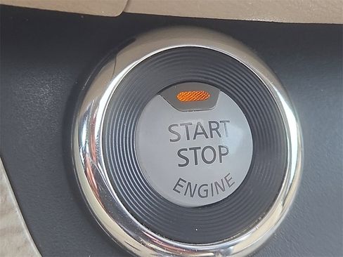 Used 2022 Nissan Murano SL w/ SL Moonroof Package image 22