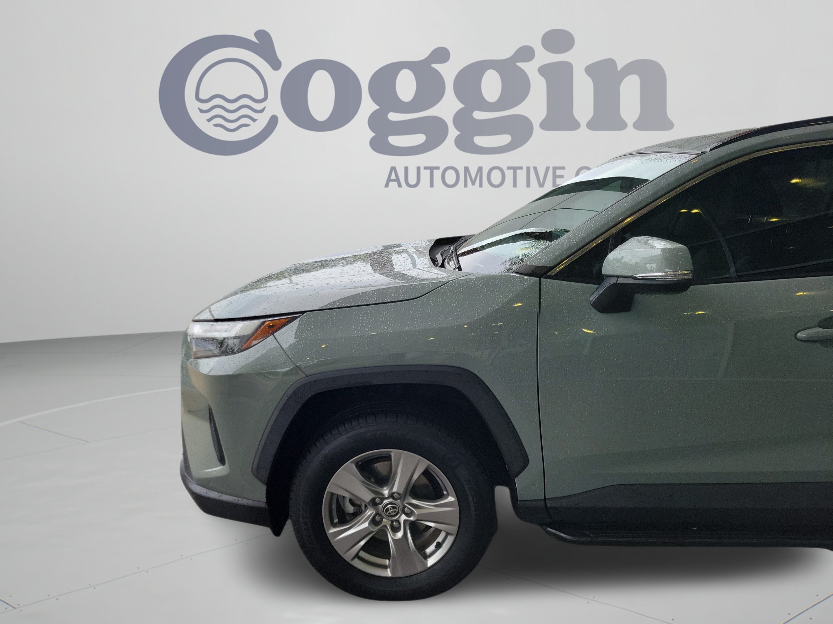 Used 2022 Toyota RAV4 XLE FWD image 31