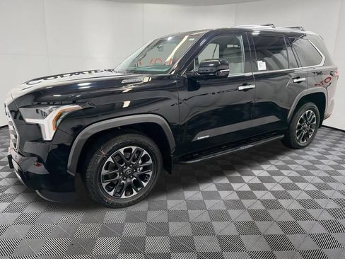 Used 2026 Toyota Sequoia Limited AWD/4WD image 4