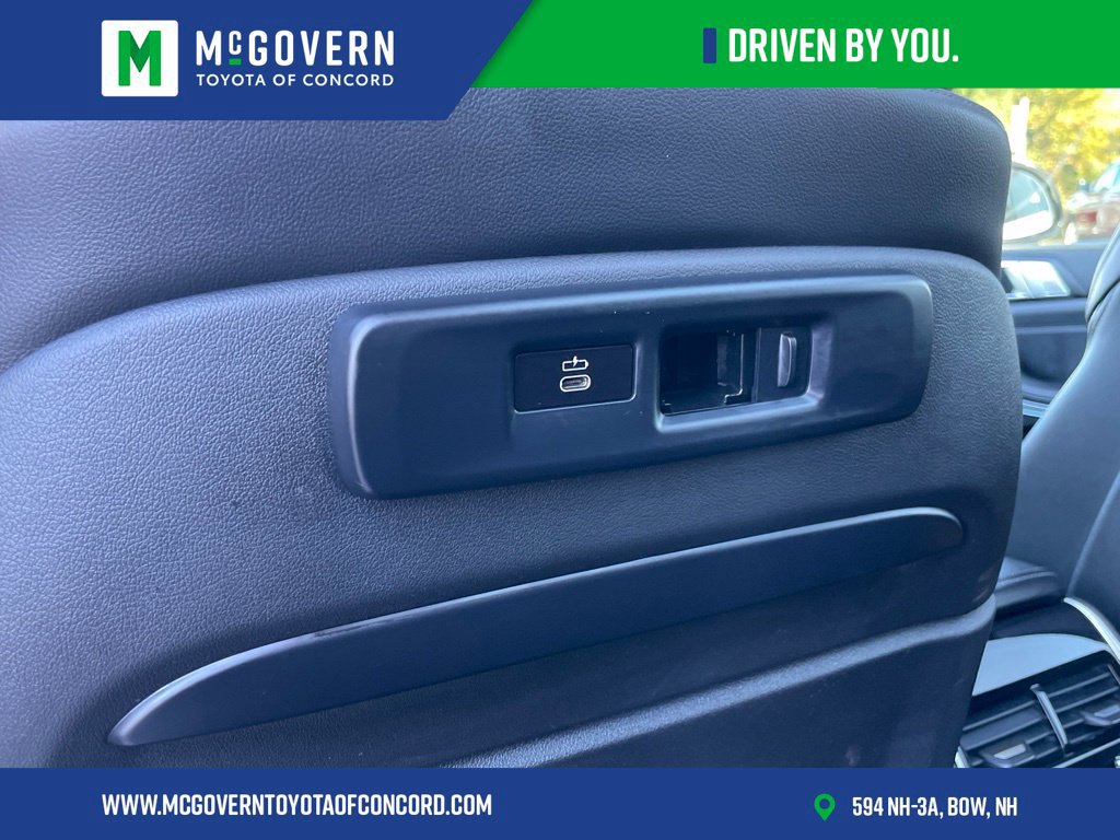 Used 2019 BMW X7 xDrive40i w/ Premium Package AWD/4WD image 18