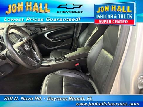 Used 2017 Buick Regal Sport Touring image 16