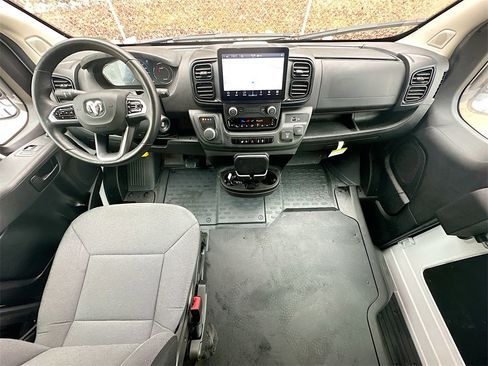 Used 2024 RAM ProMaster 3500 w/ Delivery Van Package image 10