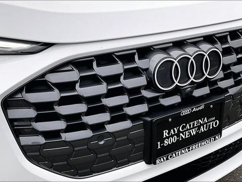 Used 2025 Audi Q5 Premium w/ Premium Plus AWD/4WD image 33