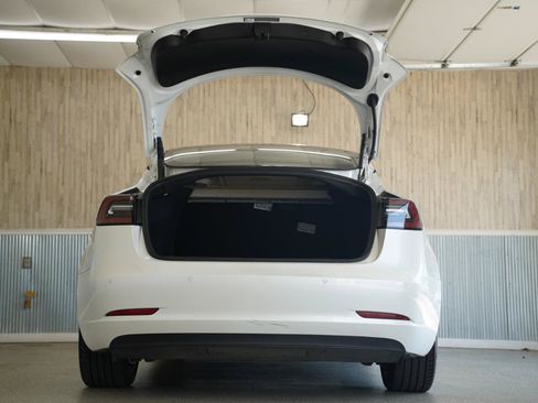 Used 2021 Tesla Model 3 Standard Range Plus RWD image 36
