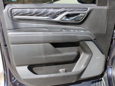 Used 2023 GMC Yukon Denali w/ Denali Reserve Package image 24