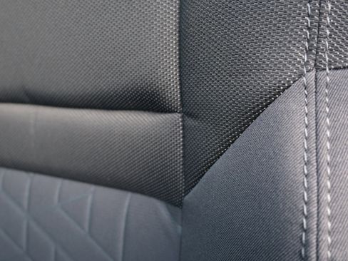 New 2026 Nissan Frontier SV image 24