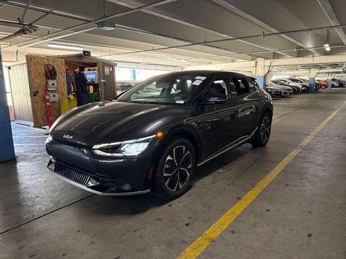 Certified 2023 Kia EV6 Wind AWD/4WD image 1