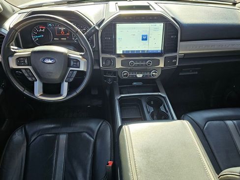 Used 2022 Ford F350 Platinum w/ FX4 Off-Road Package AWD/4WD image 15