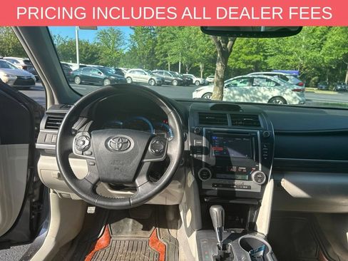 Used 2013 Toyota Camry XLE FWD image 16