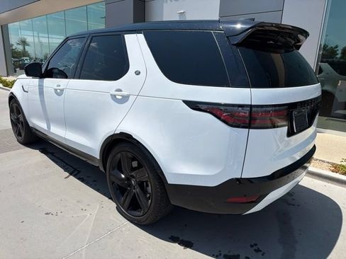 Used 2023 Land Rover Discovery HSE R-Dynamic AWD/4WD image 10